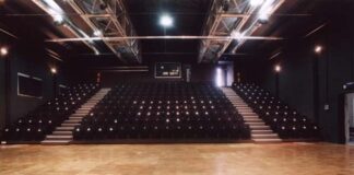 Il Premio dello Spettatore 2018 di Teatri di Vota a Mariangela Gualtieri e Giuliano Scarpinato. Spettatore dell’Anno è Cristiano Cistulli