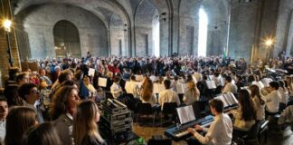 Festa dell’Europa: il concerto del coro sulla scalinata della Pilotta