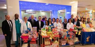 I doni di S. Lucia all’Ospedale dei Bambini li porta il Sindaco Federico Pizzarotti