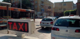 Bando per dodici nuove licenze di taxi, scadenza prorogata al 30 aprile