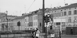 “La buffonata dei monopattini non ha portato nulla se non confusione”, il comunicato di Parma In Centro