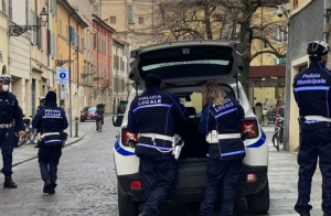 Polizia Locale: due spacciatori fermati e denunciati a San Leonardo. Conseguenze anche per i consumatori