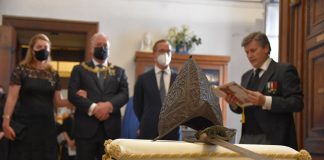 Cerimonia suggestiva per il ritorno dei resti di Alessandro Farnese e Maria del Portogallo nella cripta della Basilica della Steccata