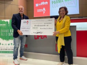 Parma Marathon 2022, la firma del mega-assegno