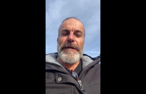 Verdi Marathon sposa la solidarietà ed il messaggio di Lollo e dei suoi calzini spaiati #videonotizia