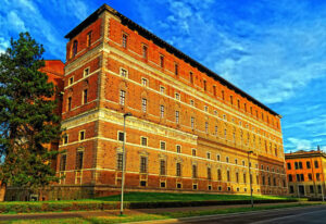 Piacenza. In 500 al Museo delle Carrozze, si presenta l’evento