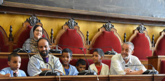 Bambini del popolo Saharawi in municipio a Parma