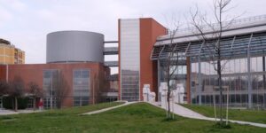 Dal 16 settembre le casse automatiche al piano meno uno del DUC non accetteranno più pagamenti con contanti