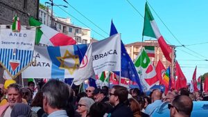 Brigata Ebraica isolata e contestata al corteo del 25 Aprile a Parma: un vergognoso silenzio davanti all’antisemitismo